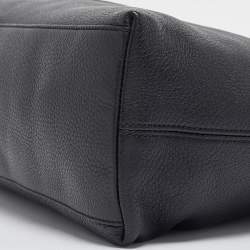 مملوكة مسبقًا حقيبة يد توتس غوتشي سوهو جلد مُحبب ذهبي فاتح بسلسلة متوسطة 