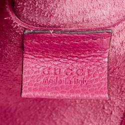 Pre Owned Gucci Fuchsia Leather Logo Print Zip Pouch