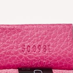 Pre Owned Gucci Fuchsia Leather Logo Print Zip Pouch