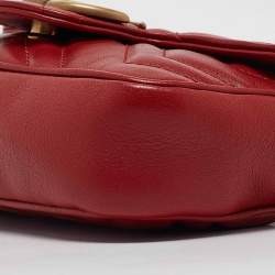 مملوكة مسبقًا حقيبة كتف غوتشي جي جي مارمونت جلد ماتيلاس بيج صغيرة جداً