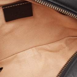 مملوكة مسبقًا Gucci Black Matelassé Leather Mini GG Marmont Crossbody Bag