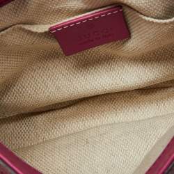 مملوكة مسبقًا Gucci Fuchsia Patent Leather Soho Flap Chain Crossbody Bag