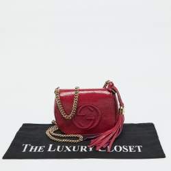 مملوكة مسبقًا Gucci Fuchsia Patent Leather Soho Flap Chain Crossbody Bag