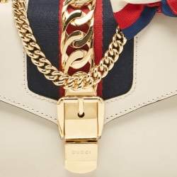 Pre Owned Gucci Off White Leather Mini Web Chain Sylvie Crossbody Bag
