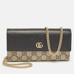 Gucci Beige/Black GG Supreme Canvas and Leather Wallet On Chain