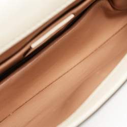 مملوكة مسبقًا Gucci Off White Leather Mini Pearl Studded Broadway Bee Shoulder Bag