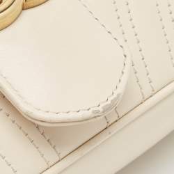 مملوكة مسبقًا Gucci Off White Matelassé Leather Small GG Marmont Shoulder Bag