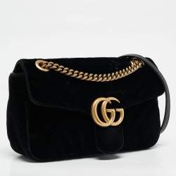 مملوكة مسبقًا Gucci Black Matelassé Velvet Small GG Marmont Shoulder Bag