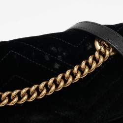 مملوكة مسبقًا Gucci Black Matelassé Velvet Small GG Marmont Shoulder Bag