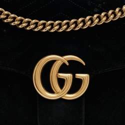 مملوكة مسبقًا Gucci Black Matelassé Velvet Small GG Marmont Shoulder Bag