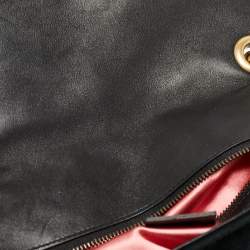 مملوكة مسبقًا Gucci Black Matelassé Velvet Small GG Marmont Shoulder Bag