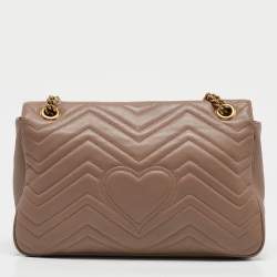 مملوكة مسبقًا حقيبة غوتشي  جي جي مارمونت جلد ماتيلاس أوف وايت متوسطة