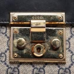 مملوكة مسبقًا حقيبة كتف غوتشي جلد غوتشيسيما  خضراء قفل صغيرة 