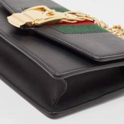 Pre Owned Gucci Black Leather Super Mini Sylvie Chain Shoulder Bag