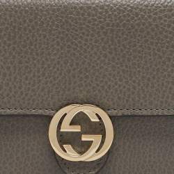 Pre Owned Gucci Grey Leather Leather Interlocking G Wallet On Chain