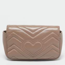 مملوكة مسبقًا Gucci Beige Matelassé Leather Super Mini GG Marmont Shoulder Bag