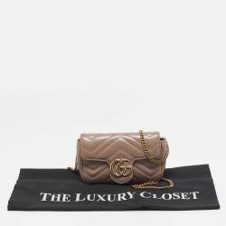 مملوكة مسبقًا Gucci Beige Matelassé Leather Super Mini GG Marmont Shoulder Bag