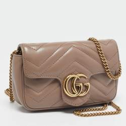 مملوكة مسبقًا Gucci Beige Matelassé Leather Super Mini GG Marmont Shoulder Bag
