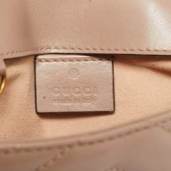 مملوكة مسبقًا Gucci Beige Matelassé Leather Super Mini GG Marmont Shoulder Bag