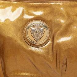 Pre Owned Gucci Gold Textured Patent Leather Hysteria Clutch