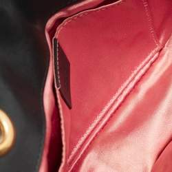مملوكة مسبقًا Gucci Black Matelassé Velvet Mini GG Marmont Shoulder Bag
