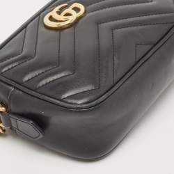 Pre Owned Gucci Black Matelassé Leather Mini GG Marmont Camera Bag