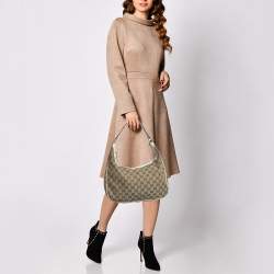 Gucci White/Beige GG Canvas and Leather Charmy Hobo 