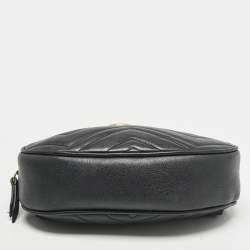 Pre Owned Gucci Black Matelassé Leather GG Marmont Belt Bag