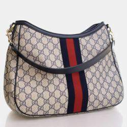 Gucci Medium GG Supreme Sherry Shoulder Bag