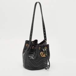 Pre Owned Gucci Black Matelasse Leather GG Marmont Bucket Bag