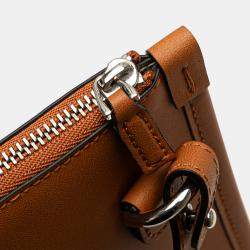 مملوكة مسبقًا حقيبة يد توتس غوتشي قماش بني أبيض كبيرة مع شعار