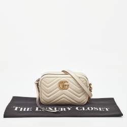 Pre Owned Gucci White Matelassé Leather GG Marmont Mini Camera Bag