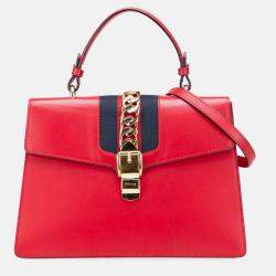 Pre Owned Gucci Red Medium Leather Sylvie Top Handle Bag