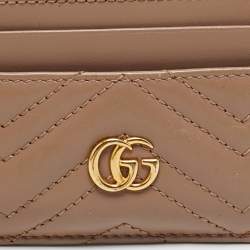 Pre Owned محفظة بطاقات غوتشي جي جي مارمونت جلد ماتيلاسيه و ردي فاتح