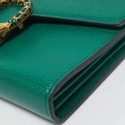 Pre Owned Gucci Green Leather Dionysus Wallet on Chain