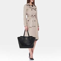 Pre Owned Gucci Black Pebbled Leather Medium Swing Tote
