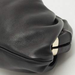 Pre Owned Gucci Black Leather Bamboo Frame Tassel Clutch