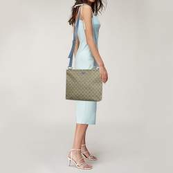 Pre Owned Gucci Blue/Beige GG Supreme Stars Canvas and Leather Flat Messenger Bag