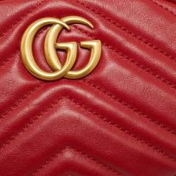 Pre Owned Gucci Red Matelassé Leather GG Marmont Belt Bag