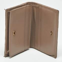 Pre Owned Gucci Beige Matelasse Leather GG Marmont Card Case