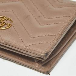 Pre Owned Gucci Beige Matelasse Leather GG Marmont Card Case
