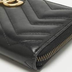 مملوكة مسبقًا محفظة غوتشي سوداء GG مارمونت كونتيننتال جلد ماتيلاسيه