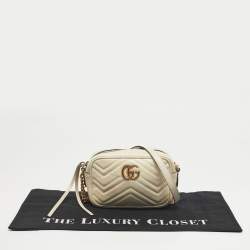 Pre Owned Gucci Off White Matelassé Leather Mini GG Marmont Camera Bag