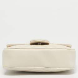 Pre Owned Gucci White Matelasse Leather Monochrome GG Marmont Chain Belt Bag 