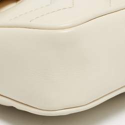 Pre Owned Gucci White Matelasse Leather Monochrome GG Marmont Chain Belt Bag 