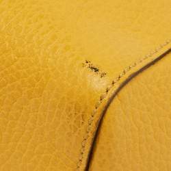 Pre Owned Gucci Mustard Leather Small Swing Tote