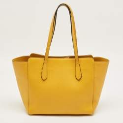 Pre Owned Gucci Mustard Leather Small Swing Tote