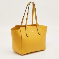 Pre Owned Gucci Mustard Leather Small Swing Tote