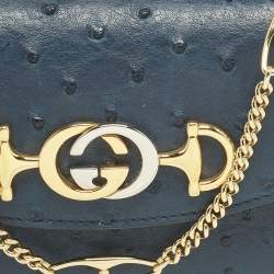 مملوكة مسبقًا Gucci Zumi Navy Blue Ostrich Leather Chain Clutch