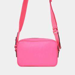 مملوكة مسبقًا Gucci Neon Pink Rubber-Effect Crossbody Bag